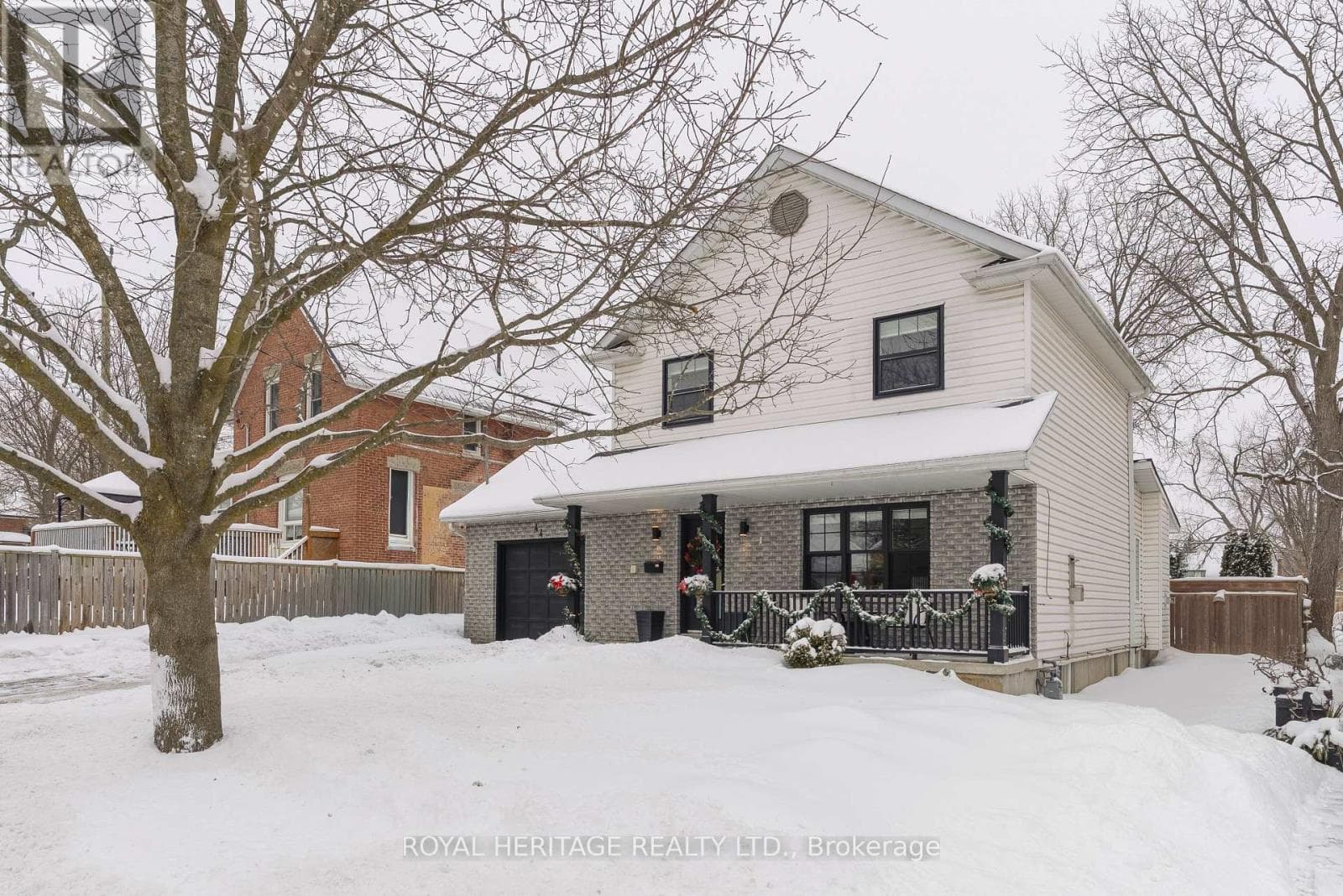 44 REGENT STREET — Kawartha Lakes (Lindsay), Ontario - Main photo