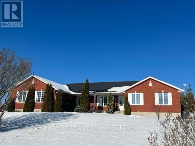 1047 LAZIER ROAD — Tyendinaga (Tyendinaga Township), Ontario - Photo 3 of 42