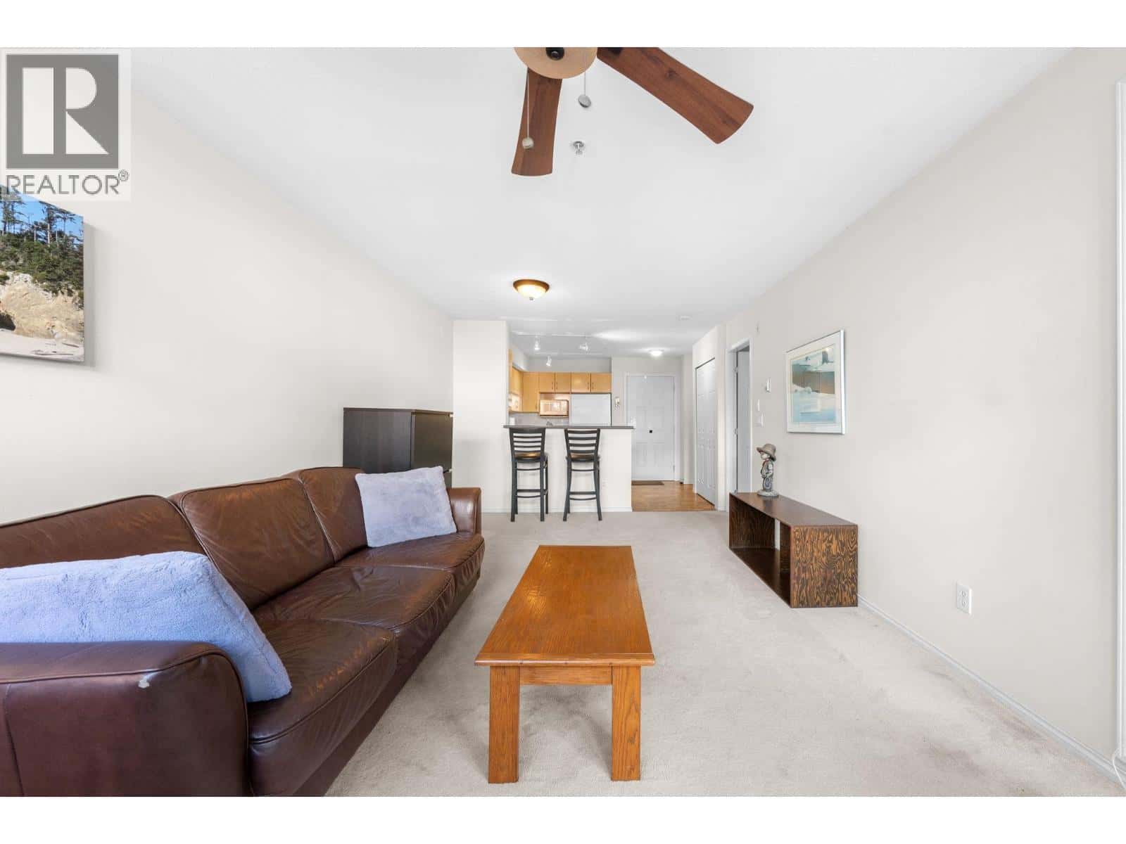 405 305 LONSDALE AVENUE — North Vancouver, British Columbia - Photo 5 of 38