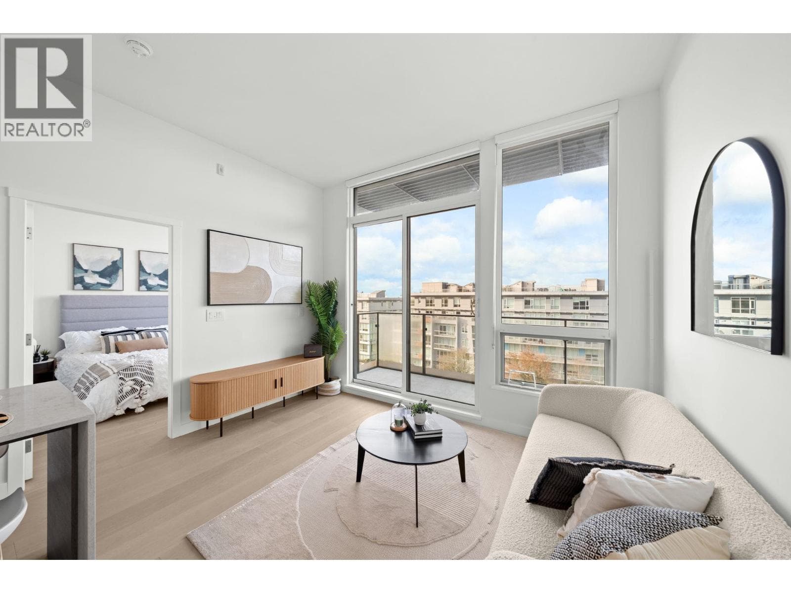 605 5212 CAMBIE STREET — Vancouver, British Columbia - Main photo