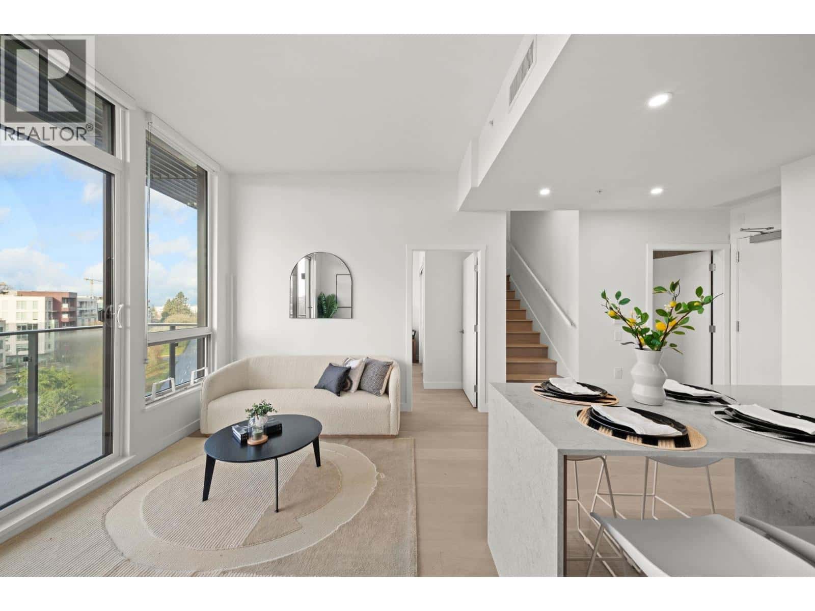 605 5212 CAMBIE STREET — Vancouver, British Columbia - Photo 2 of 34