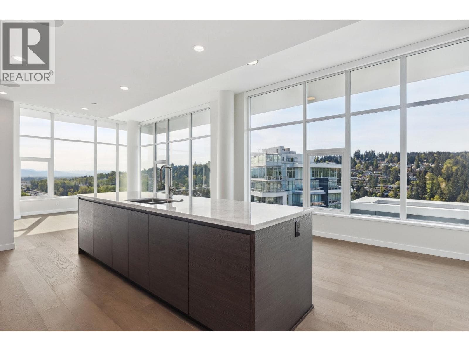 2602 305 MORRISSEY ROAD — Port Moody, British Columbia - Main photo