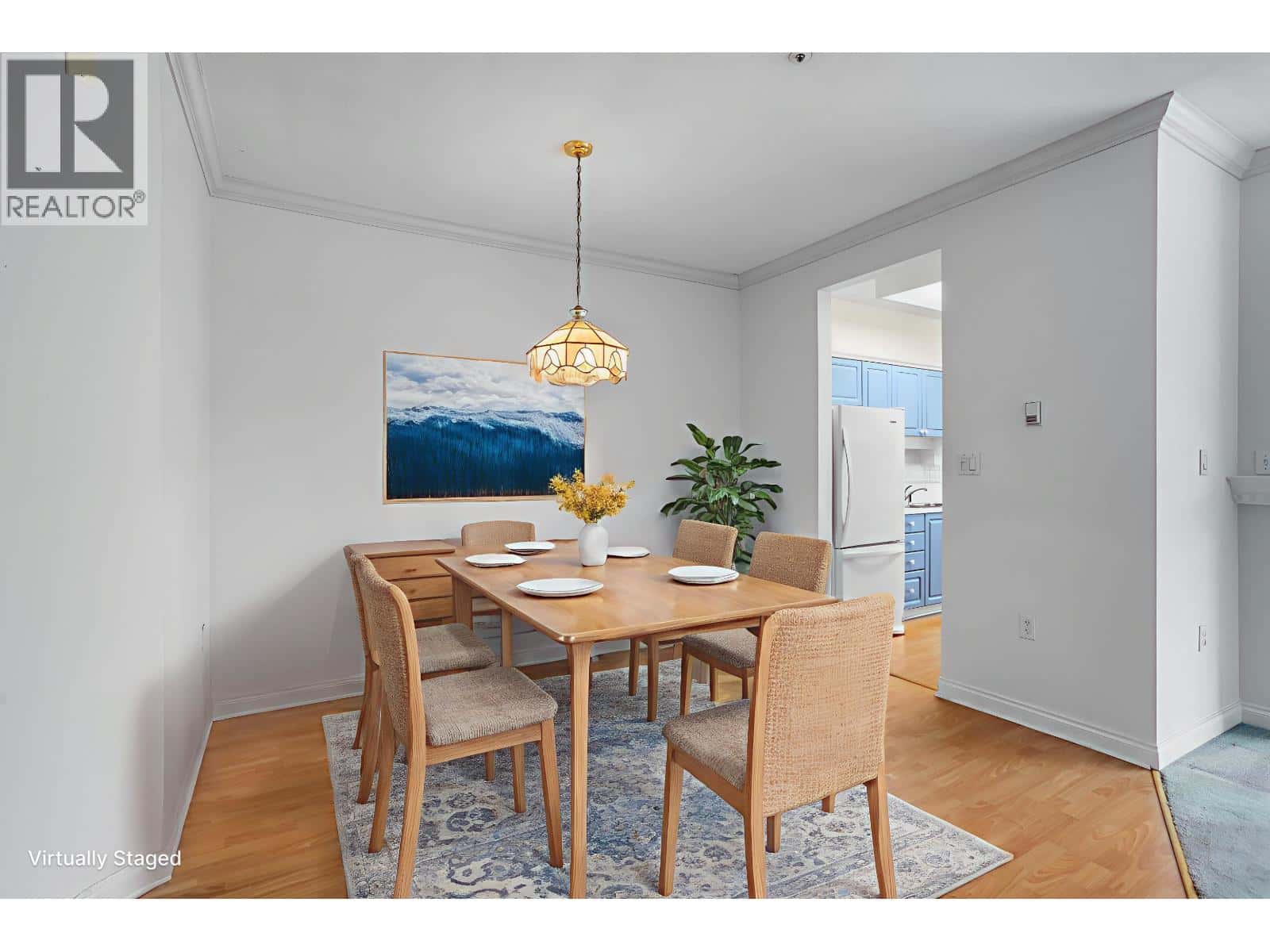 319 2995 PRINCESS CRESCENT — Coquitlam, British Columbia - Photo 4 of 36