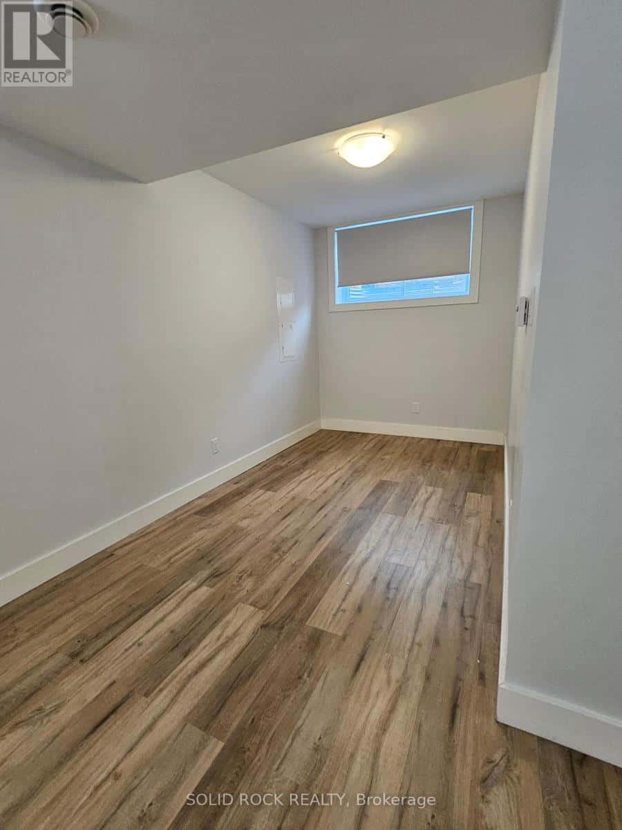 Ottawa — Ottawa - Photo 3 of 17