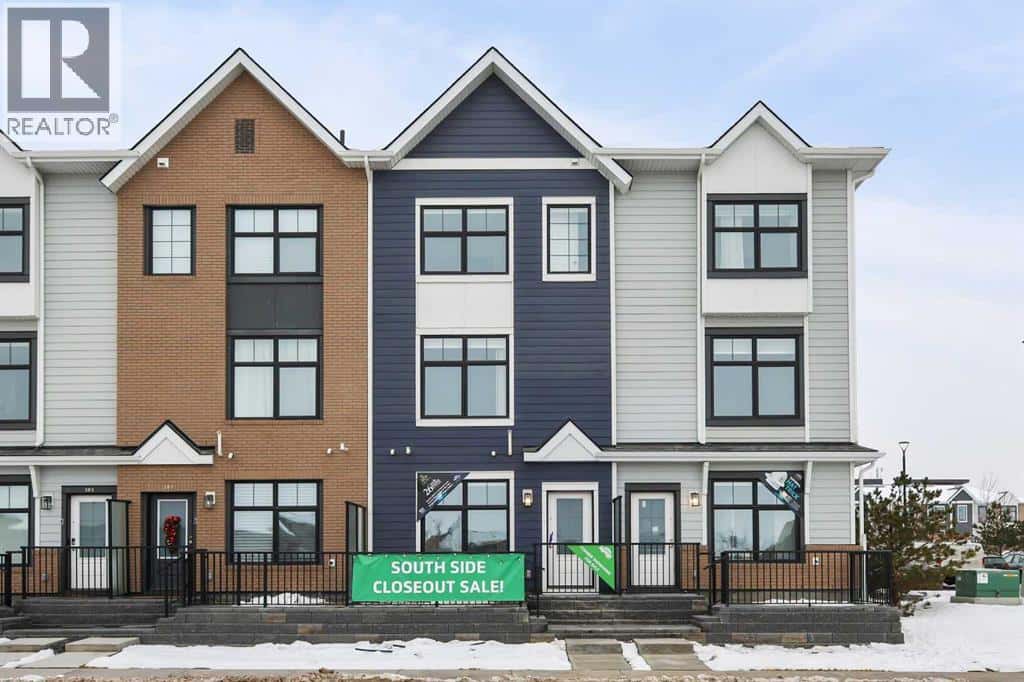 589 Mahogany Road SE — Calgary, Alberta - Photo 2 of 34