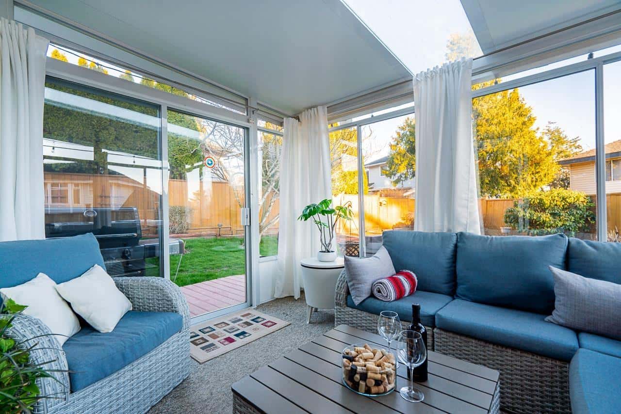 7926 161 STREET — Surrey, British Columbia - Photo 3 of 40