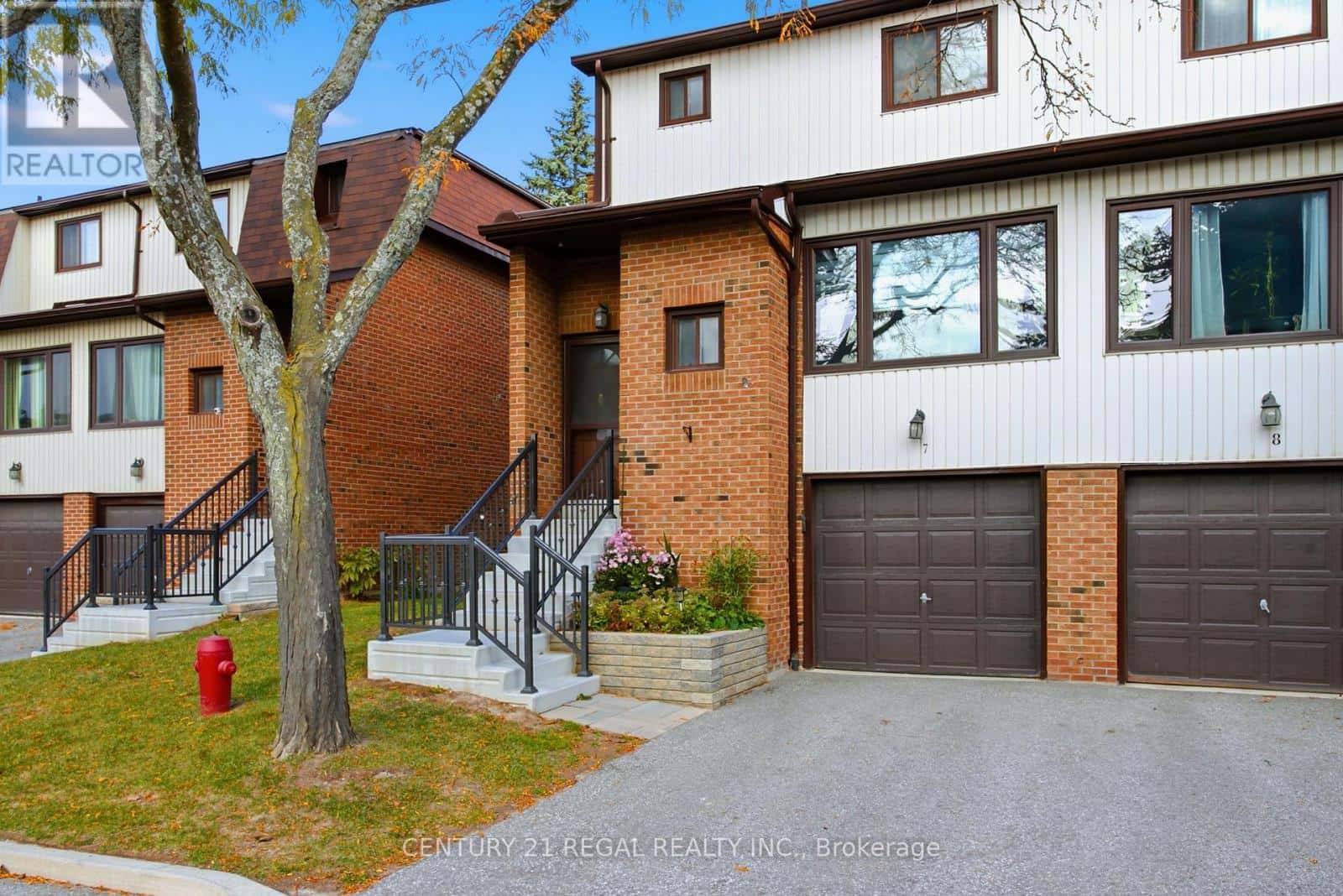 7 - 765 OKLAHOMA DRIVE — Pickering (West Shore), Ontario - Photo 3 of 32