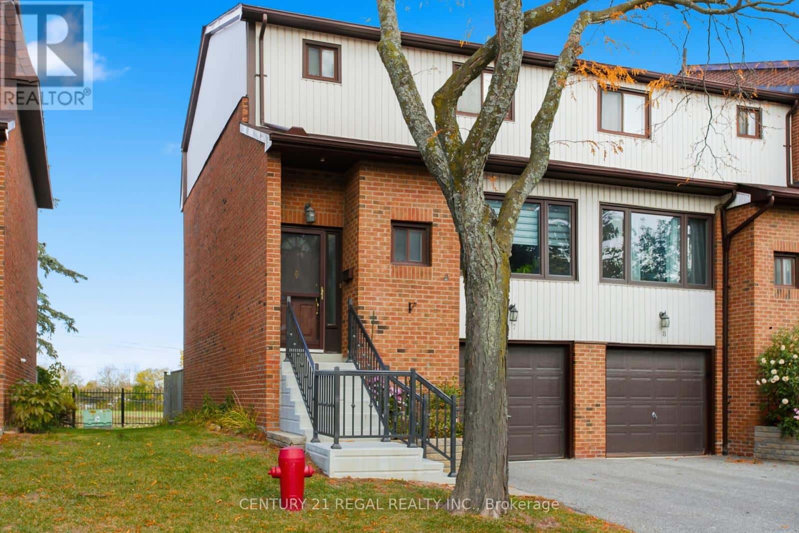 7 - 765 OKLAHOMA DRIVE — Pickering (West Shore), Ontario - Photo 4 of 32