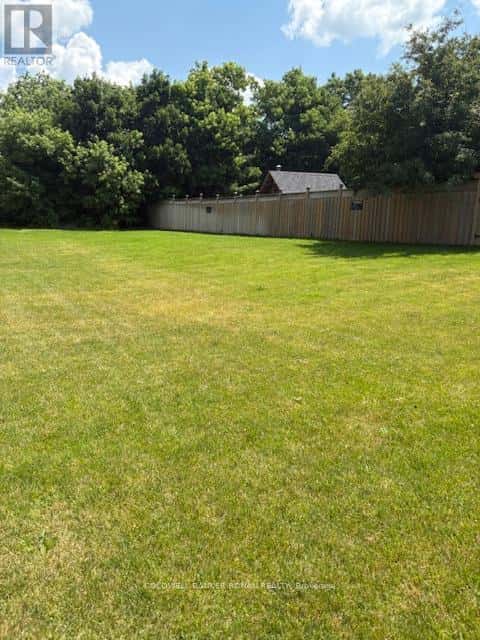 10 STODDART STREET — Essa (Thornton), Ontario - Photo 5 of 9