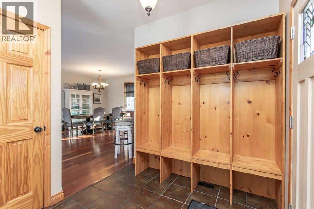 439 Summer Crescent — Rural Ponoka County, Alberta - Photo 5 of 37