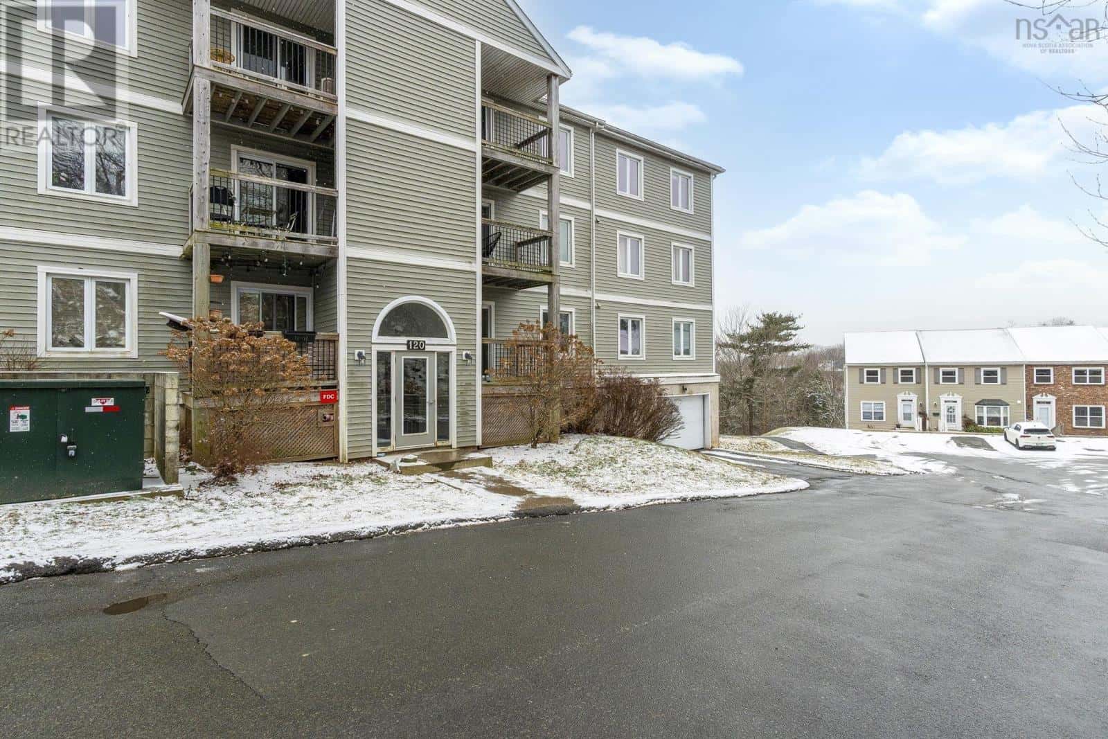 105 120 Rutledge Street — Bedford, Nova Scotia - Photo 3 of 36