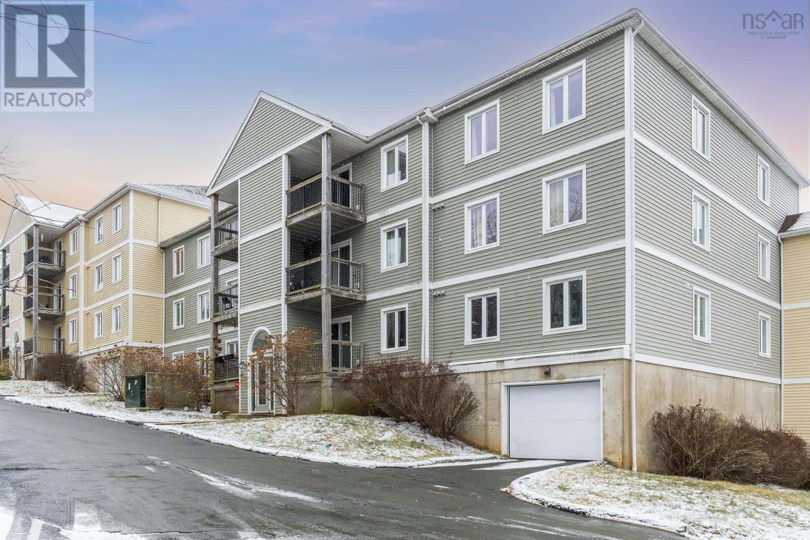 105 120 Rutledge Street — Bedford, Nova Scotia - Photo 2 of 36