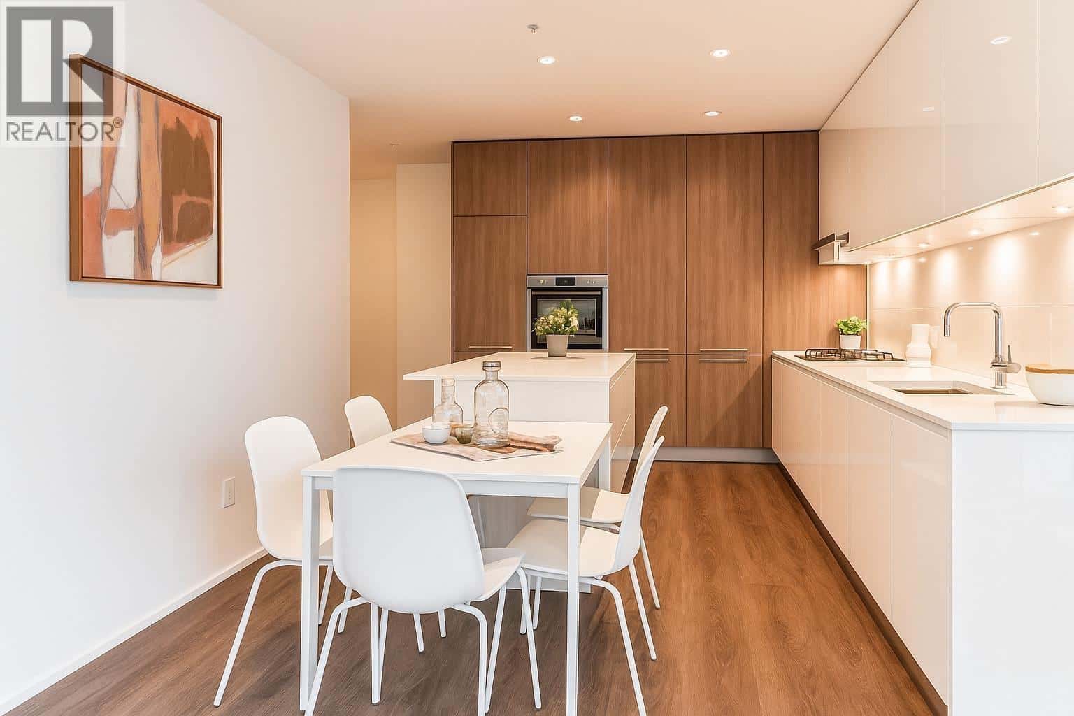 5006 1955 ALPHA WAY — Burnaby, British Columbia - Photo 5 of 26