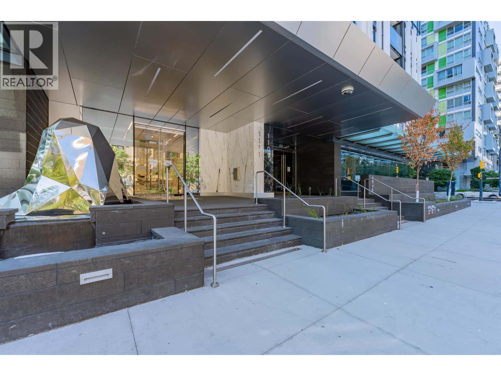 2109 1111 RICHARDS STREET — Vancouver, British Columbia - Photo 3 of 40