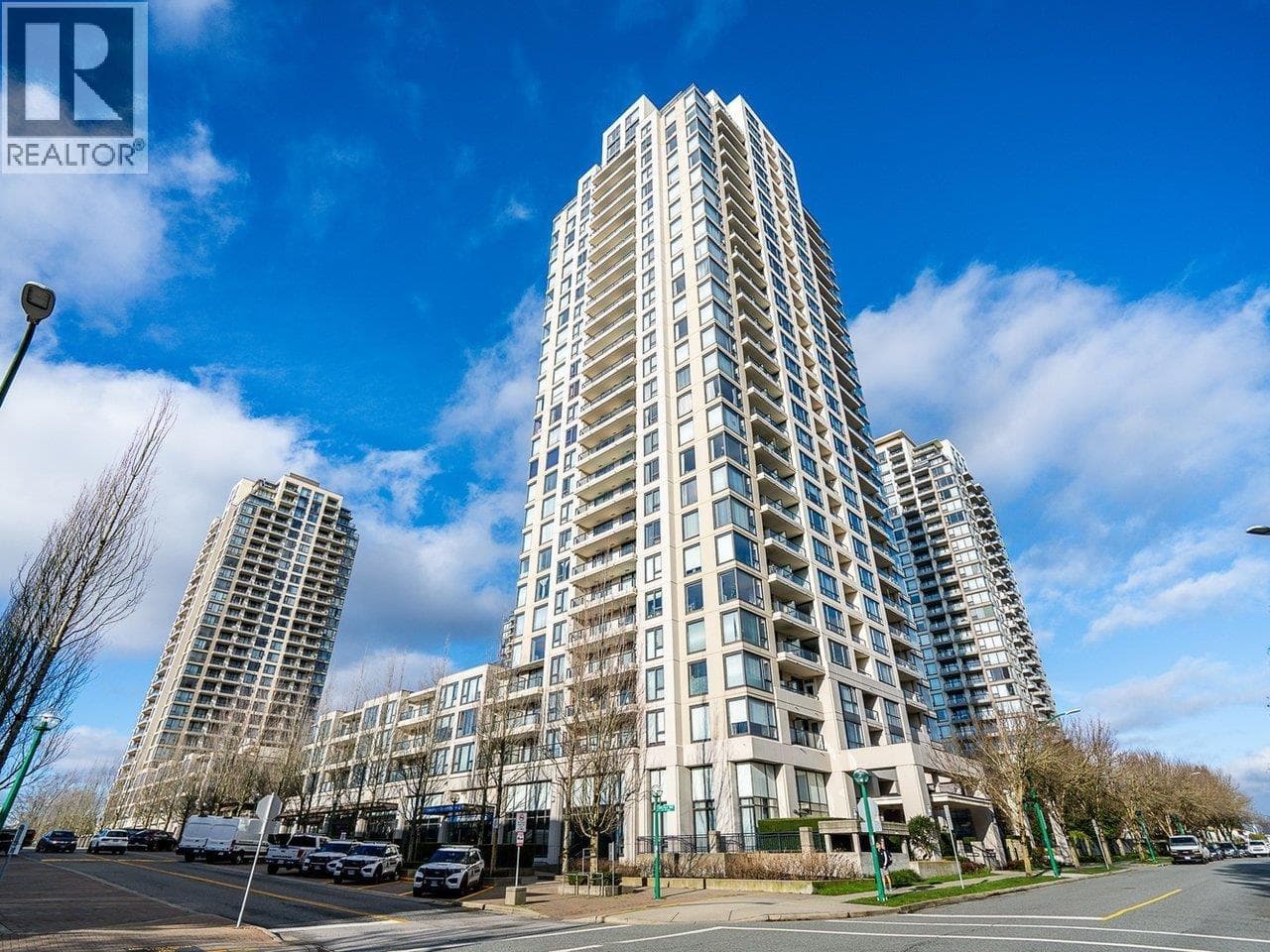 2408 7063 HALL AVENUE — Burnaby, British Columbia - Main photo
