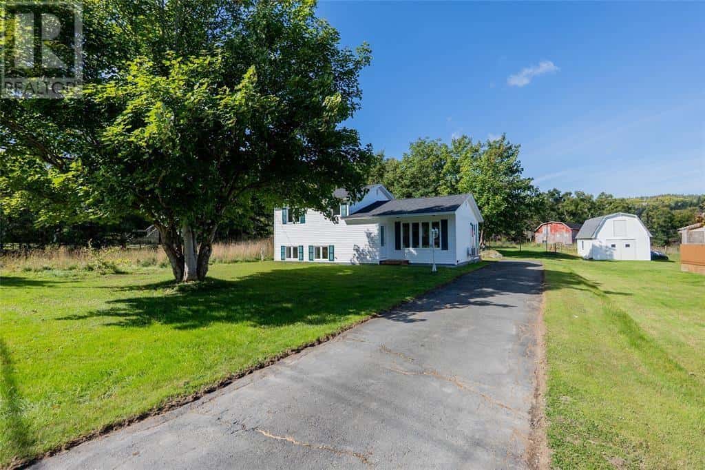 52 Fishermans Road — Riverhead, Newfoundland & Labrador - Photo 3 of 26