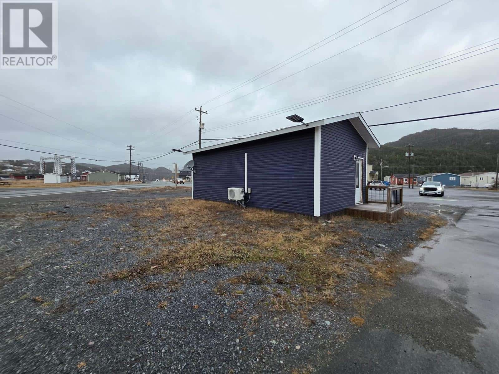 28-30 Prince William Drive — Placentia, Newfoundland & Labrador - Photo 4 of 7