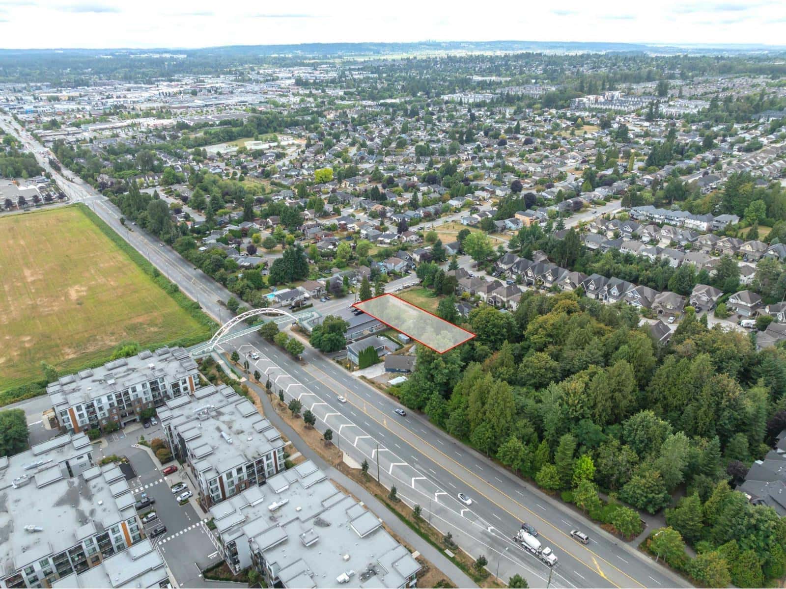 19983 68 AVENUE — Langley, British Columbia - Photo 3 of 40