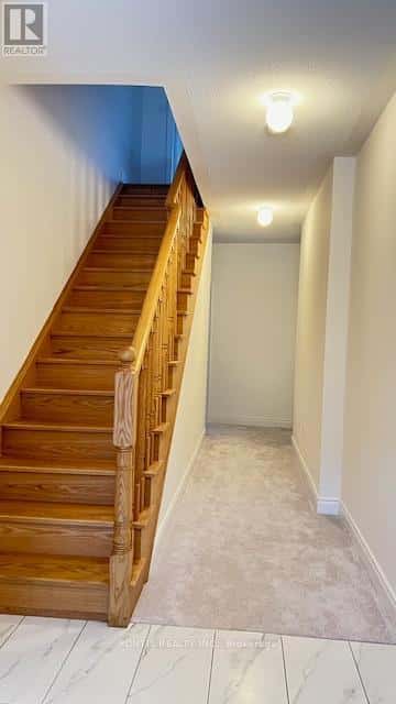 Vaughan (Vellore Village) — Vaughan (Vellore Village) - Photo 4 of 26