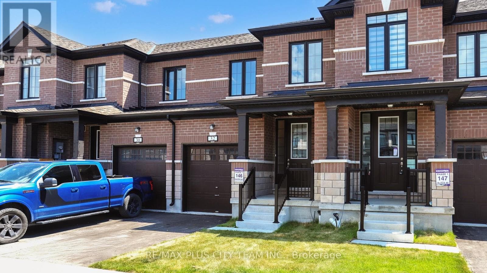 32 KEENAN STREET — Kawartha Lakes (Lindsay), Ontario - Main photo