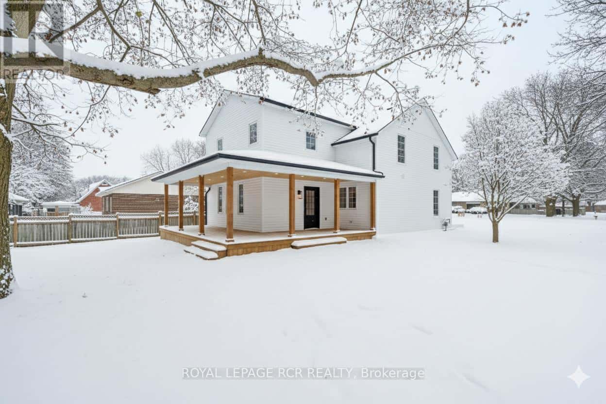 349 SMITH STREET — Wellington North (Arthur), Ontario - Photo 3 of 47