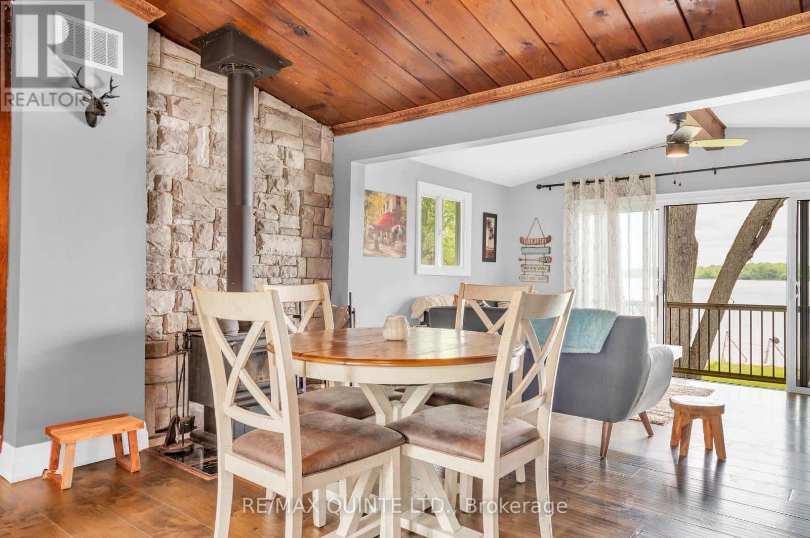 110 HICKORY BAY ROAD — Trent Hills (Campbellford), Ontario - Photo 4 of 25