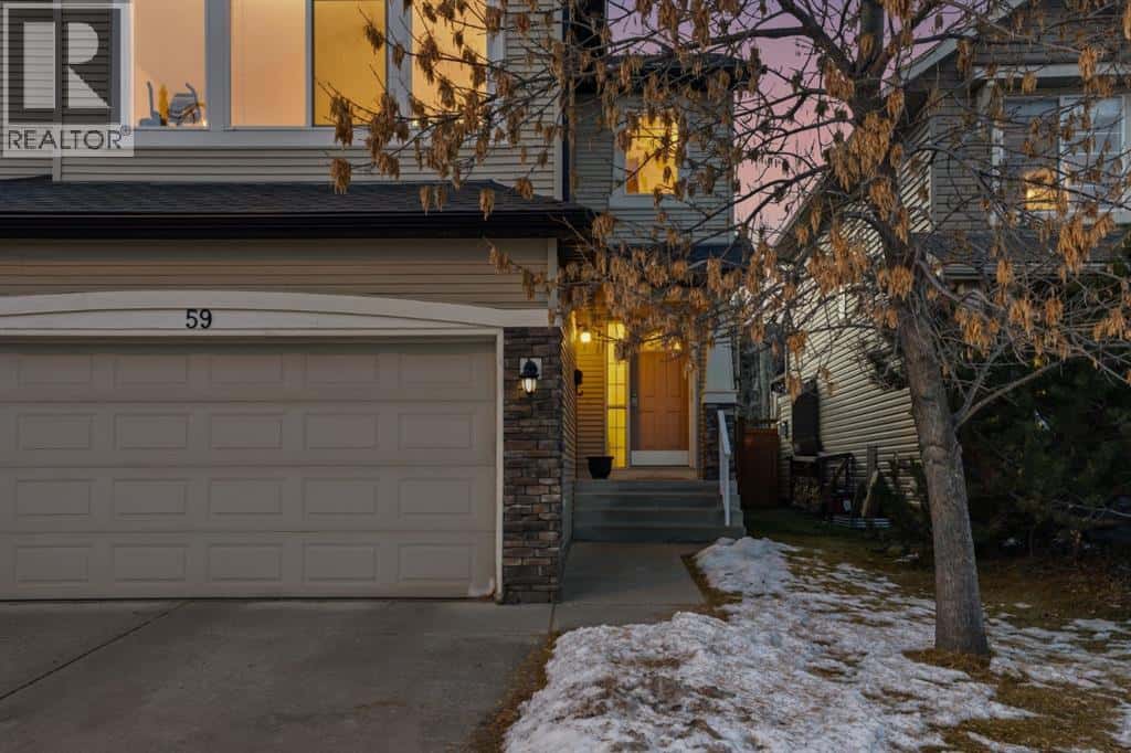59 Cougar Ridge Circle SW — Calgary, Alberta - Photo 2 of 25