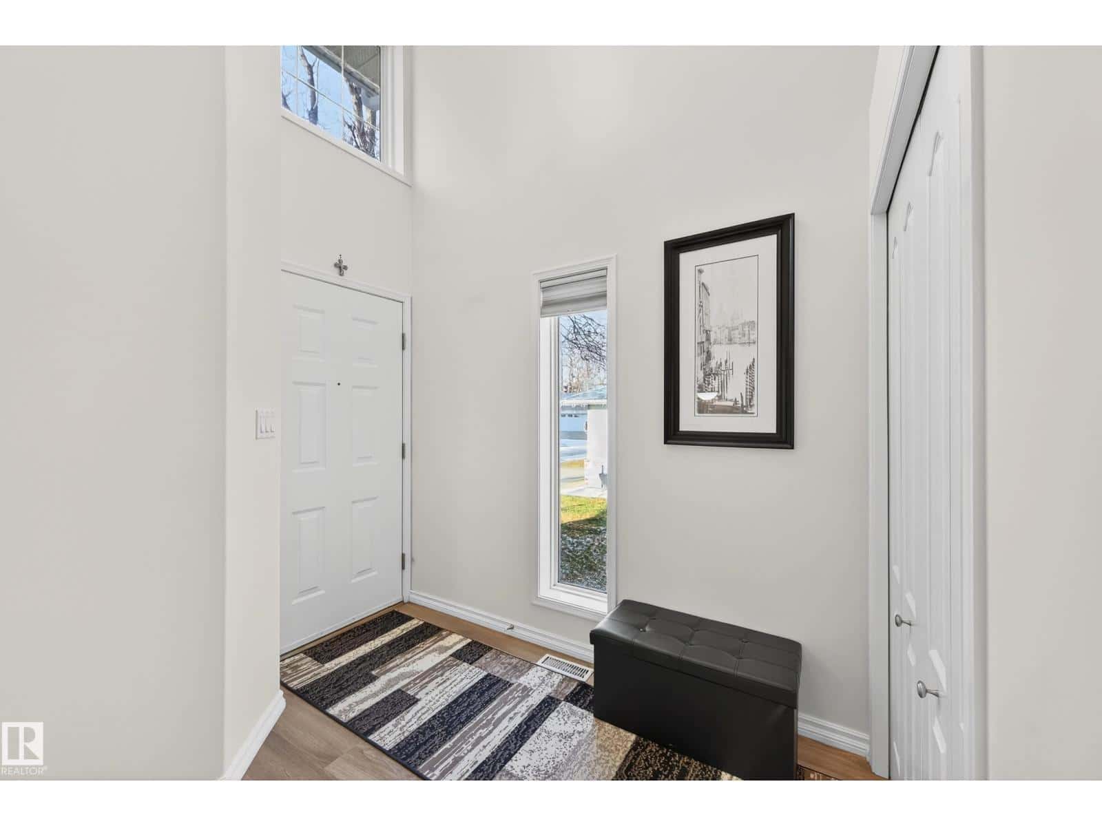 #15 3 POIRIER AV — St. Albert, Alberta - Photo 4 of 46