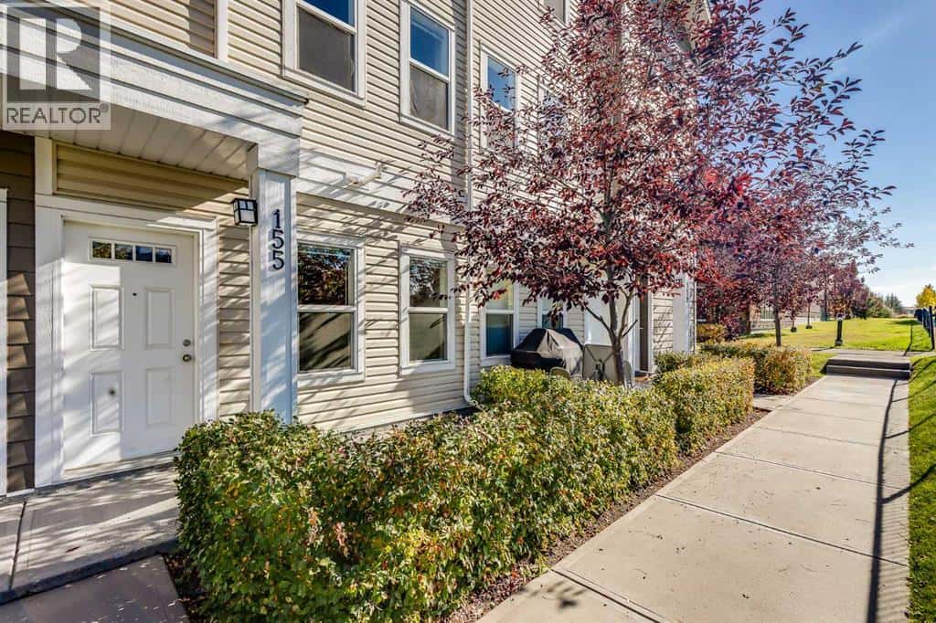 155 Silverado Common SW — Calgary, Alberta - Photo 2 of 28