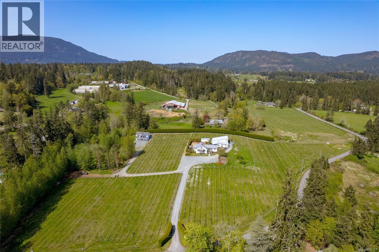 6798 Norcross Rd — Duncan, British Columbia - Main photo