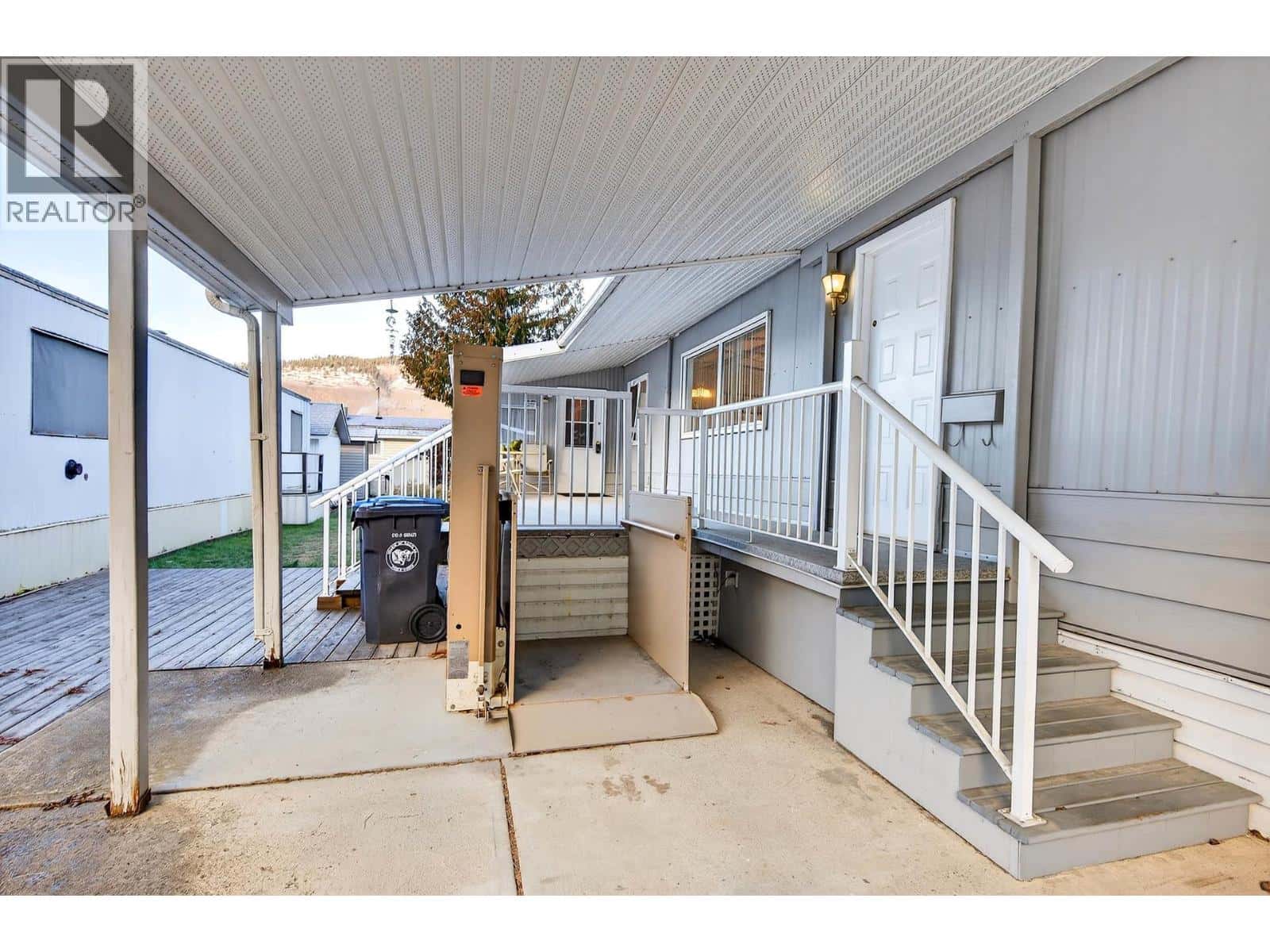 161 SHUSWAP Avenue Unit# 24 — Chase, British Columbia - Photo 3 of 39