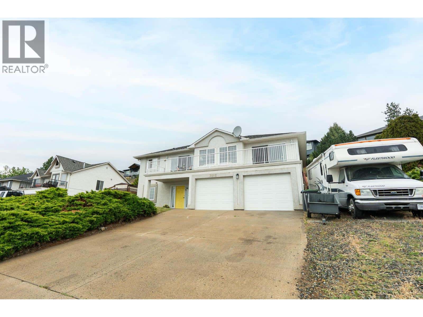 3052 Ensign Way — West Kelowna, British Columbia - Photo 2 of 36