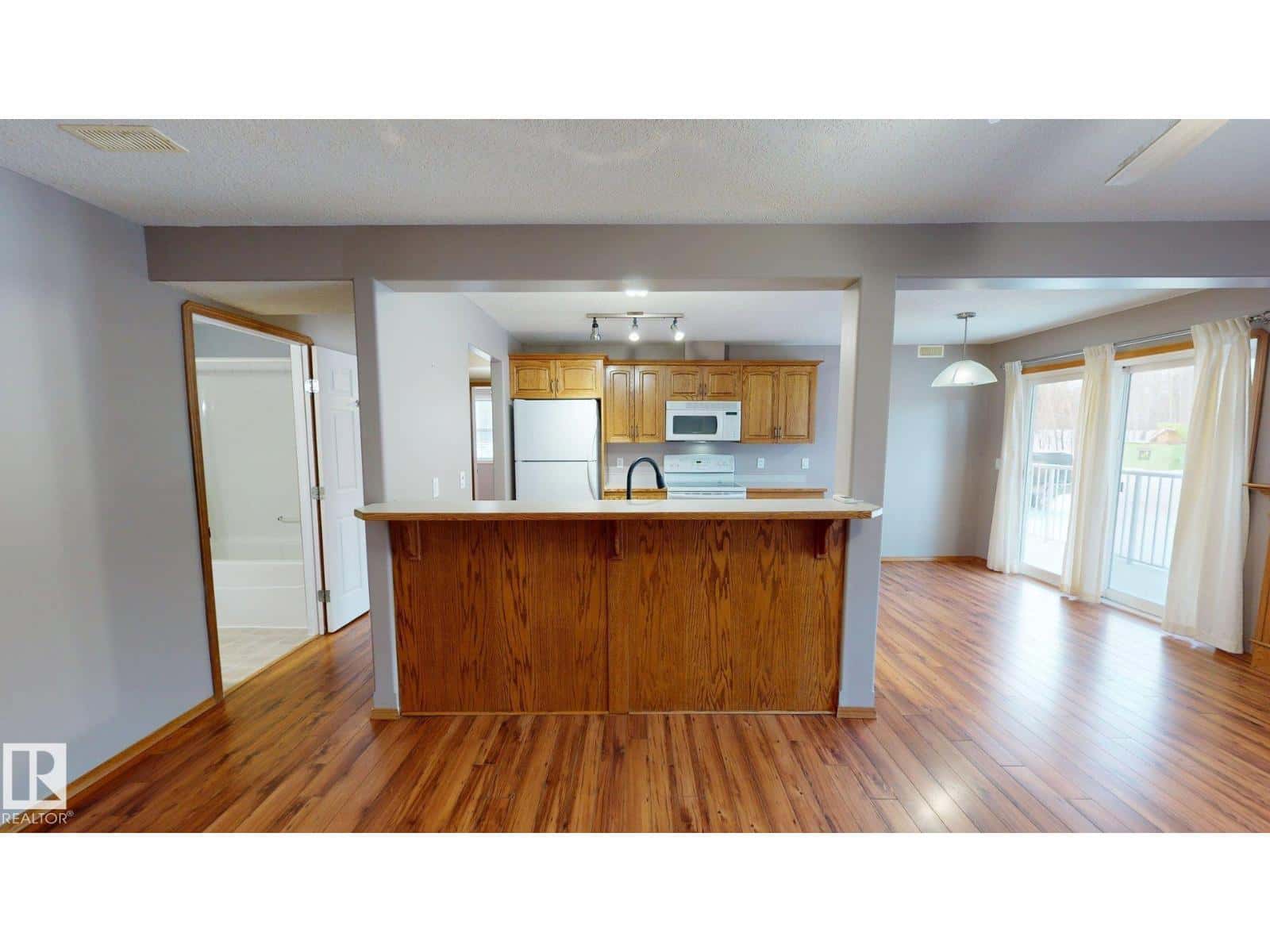 Property - Photo 3 of 32