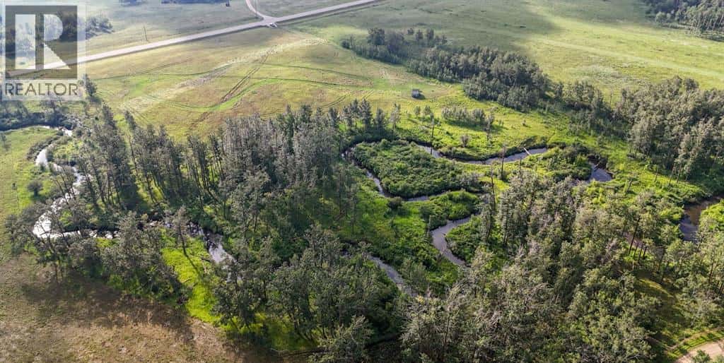 40518 Highway 821 — Tees, Alberta - Photo 2 of 18