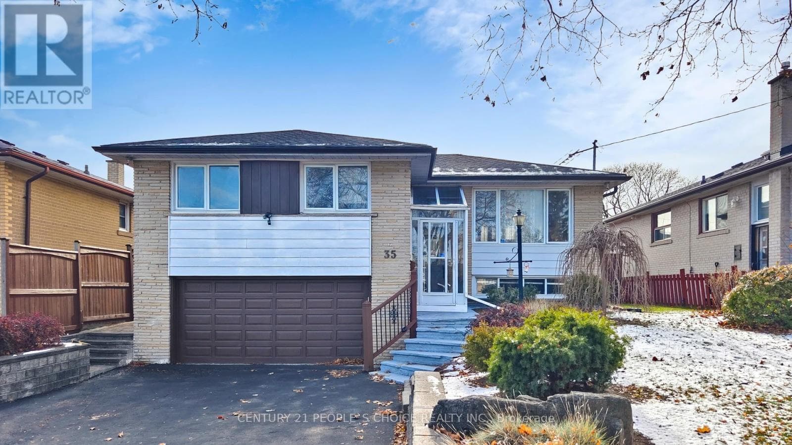 35 WESTHUMBER BOULEVARD — Toronto (West Humber-Clairville), Ontario - Main photo