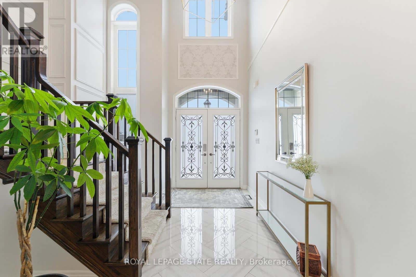 16 FESTIVAL WAY — Hamilton (Binbrook), Ontario - Photo 5 of 50