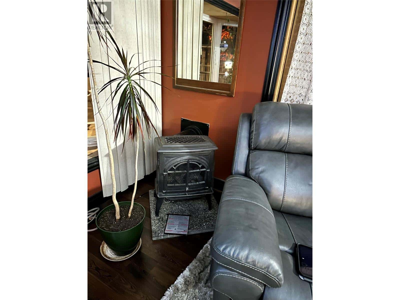 2714 LOWER 6 MILE Road Unit# 19 — Nelson, British Columbia - Photo 4 of 12