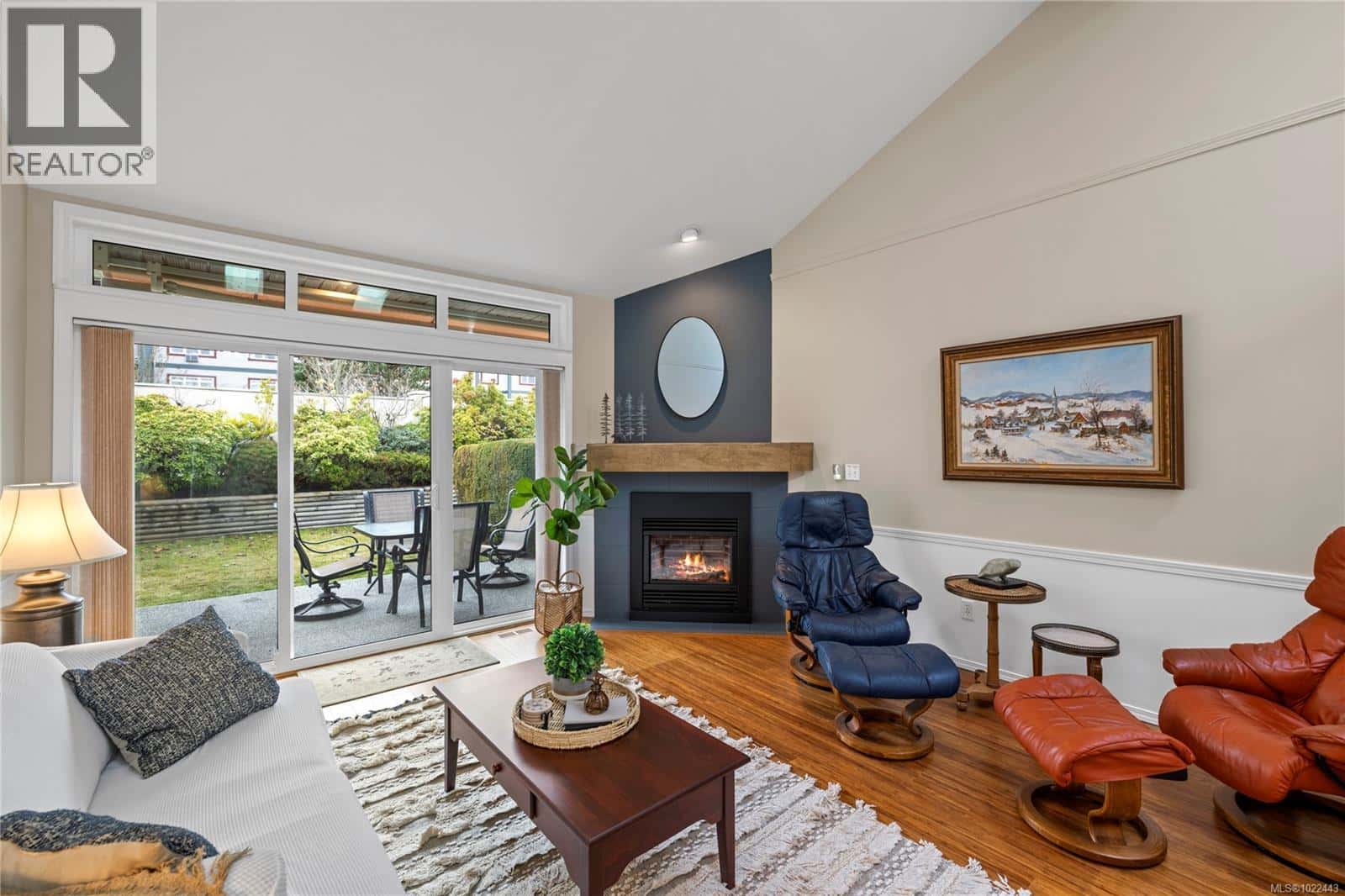 165 Ocean Walk Dr — Nanaimo, British Columbia - Photo 2 of 57