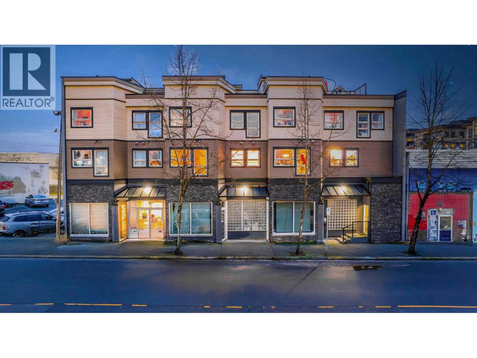 205 22720 119 AVENUE — Maple Ridge, British Columbia - Photo 3 of 15