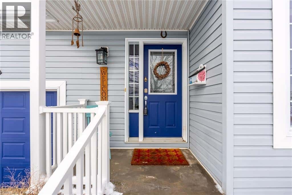 136 GLENARIFF Drive — Hamilton, Ontario - Photo 4 of 50