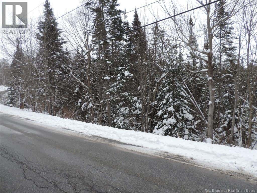 73 Highland — Grand Bay-Westfield, New Brunswick - Photo 3 of 4