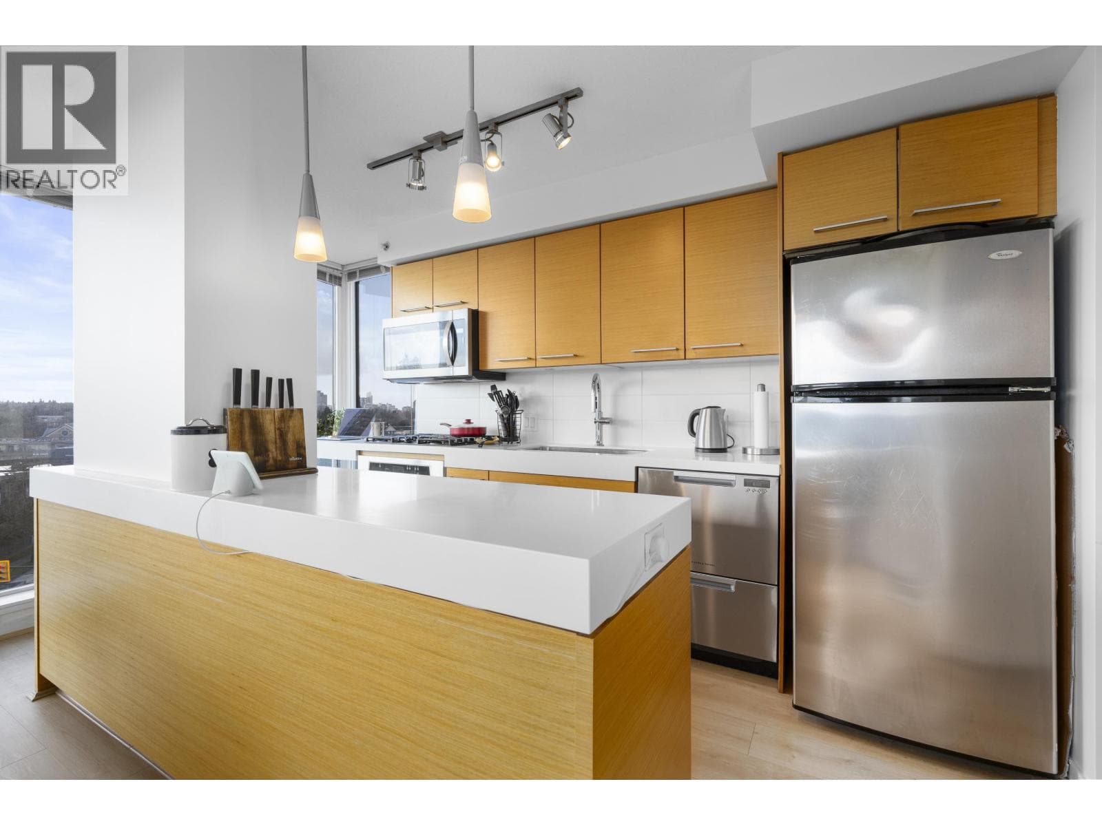 709 2770 SOPHIA STREET — Vancouver, British Columbia - Main photo