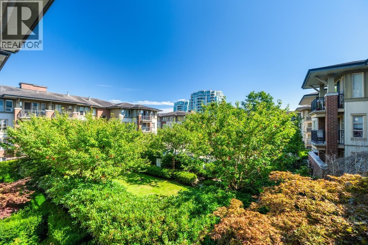 5304 5111 GARDEN CITY ROAD — Richmond, British Columbia - Main photo