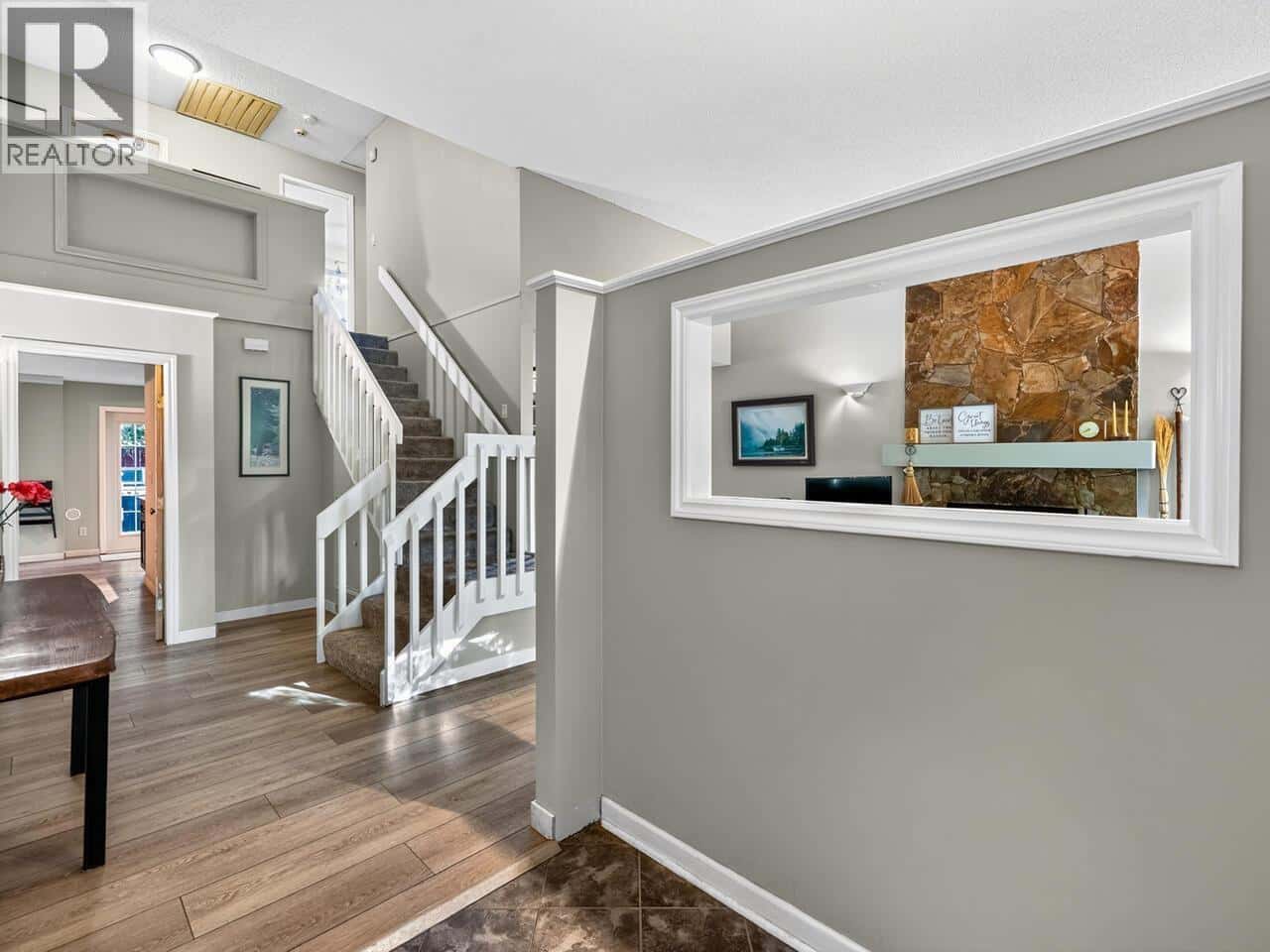 11790 212 STREET — Maple Ridge, British Columbia - Photo 2 of 35