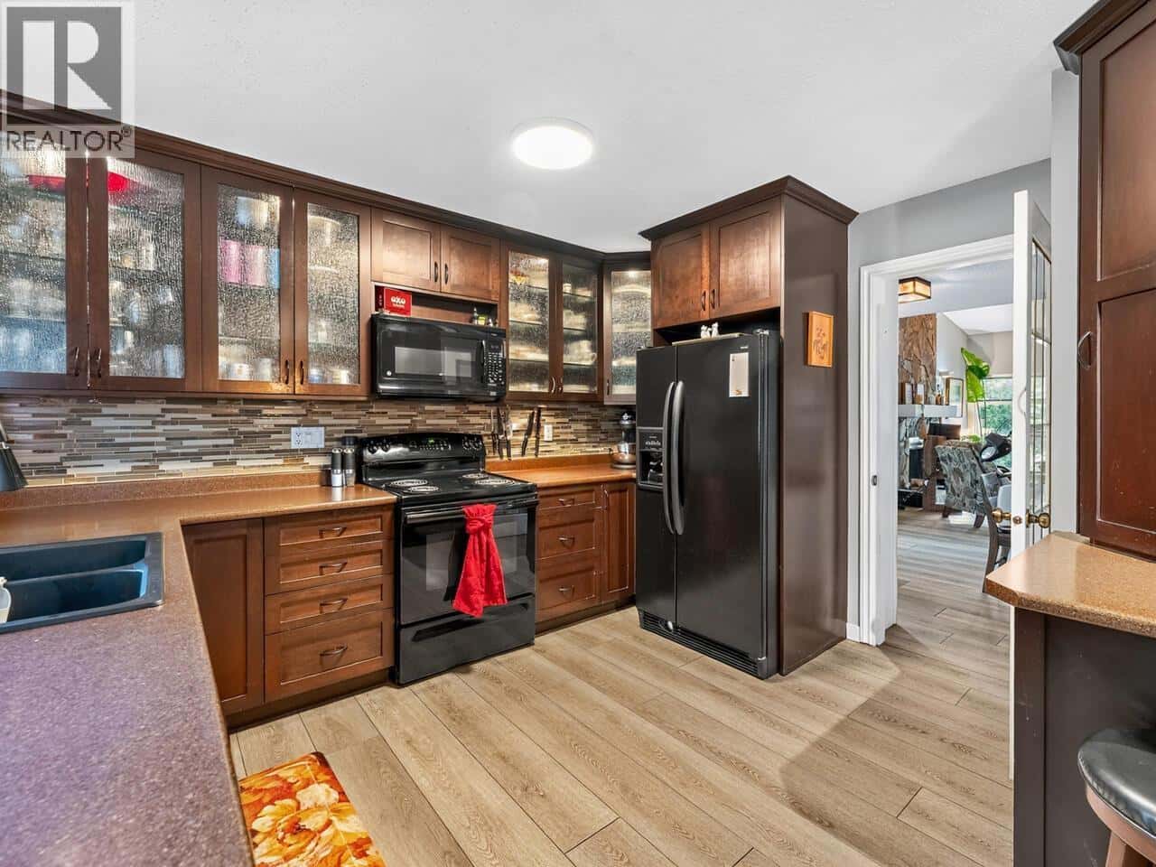 11790 212 STREET — Maple Ridge, British Columbia - Photo 5 of 35