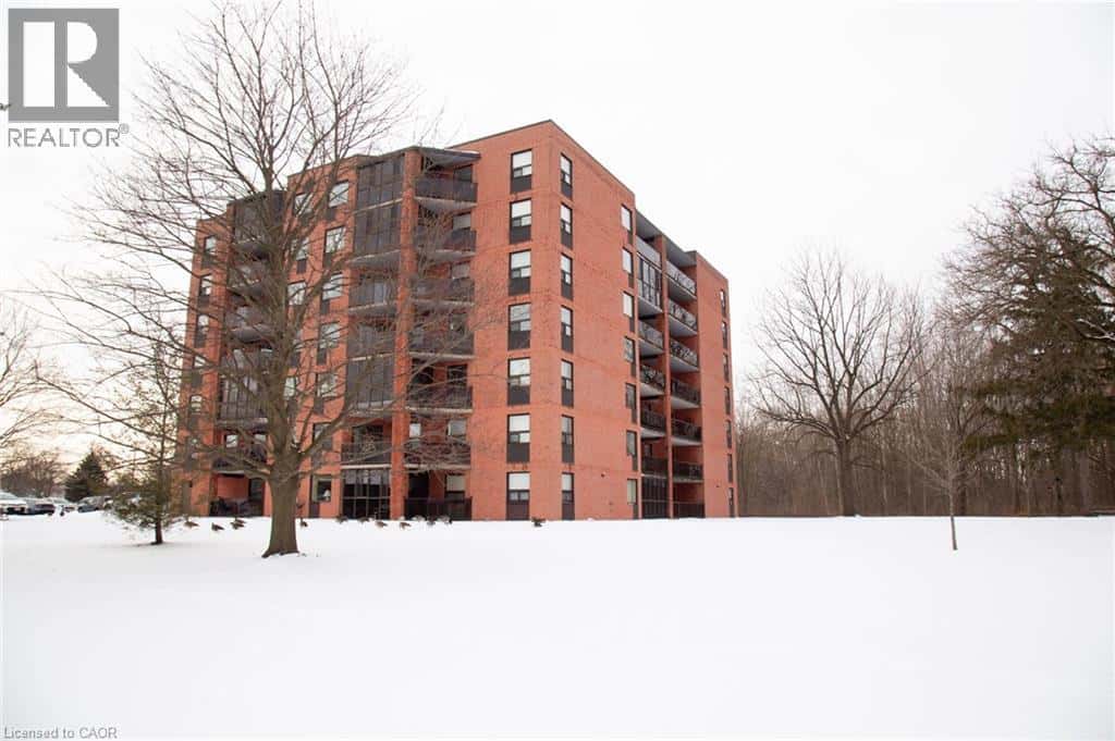 5 MILL POND Court Unit# 704 — Simcoe, Ontario - Photo 2 of 47