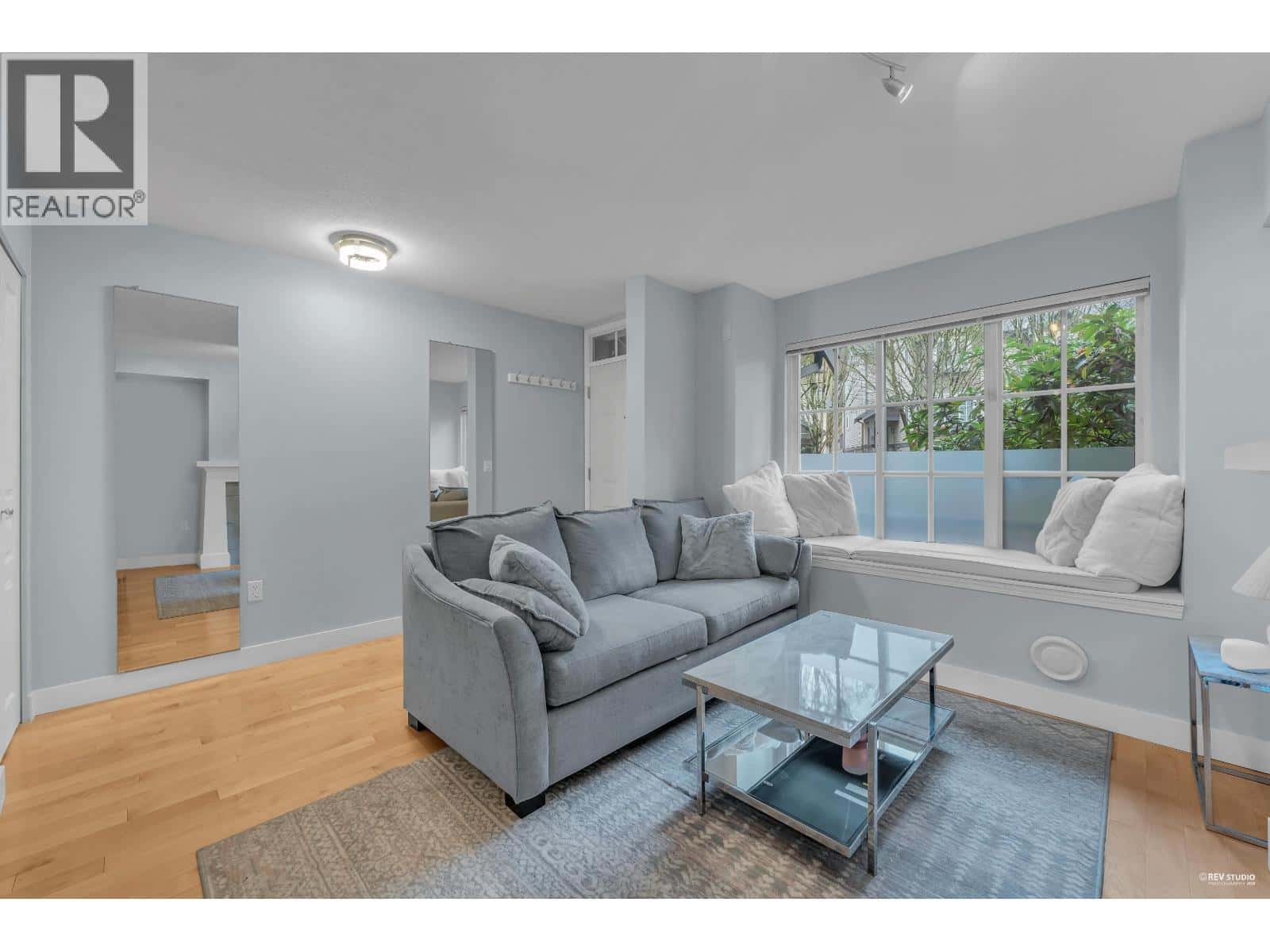 156 3288 NOEL DRIVE — Burnaby, British Columbia - Photo 2 of 28