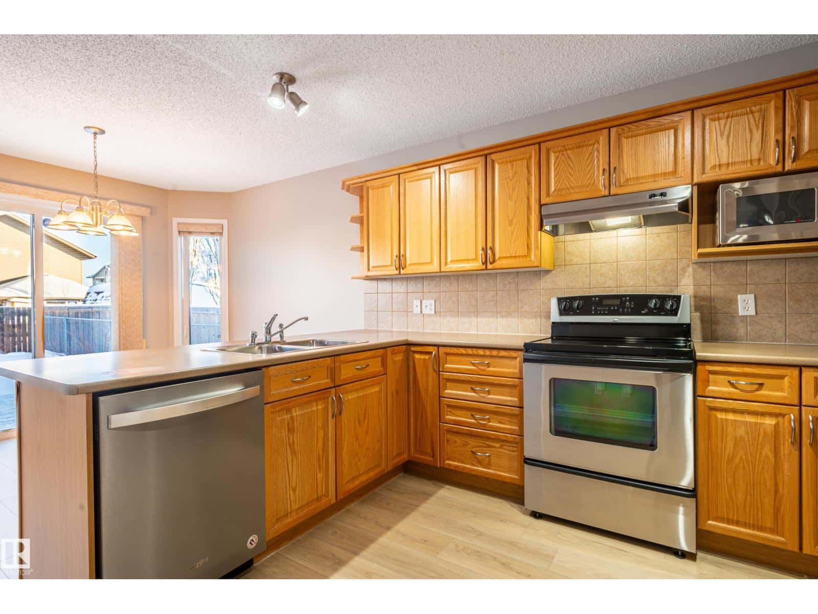 4 Spruce Grouse CR — Spruce Grove, Alberta - Photo 4 of 29