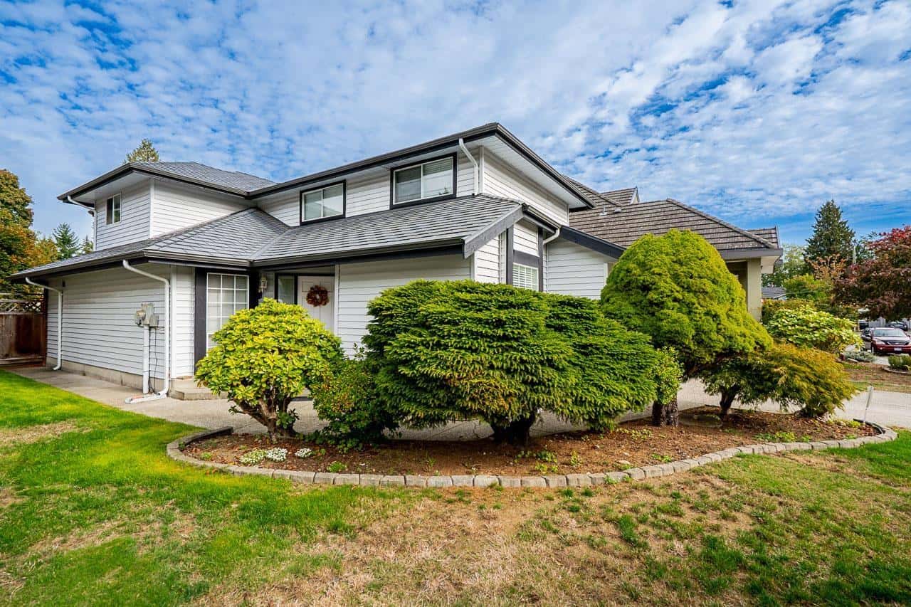 12971 66B AVENUE — Surrey, British Columbia - Photo 5 of 35