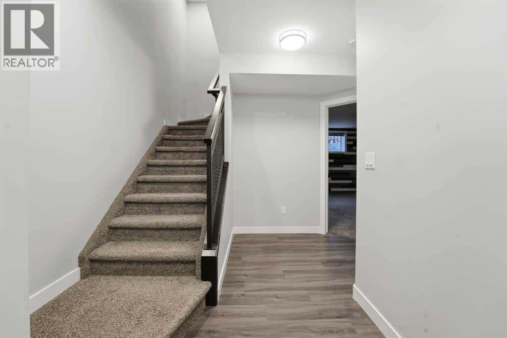 4140 Ryders Ridge Boulevard — Sylvan Lake, Alberta - Photo 5 of 41